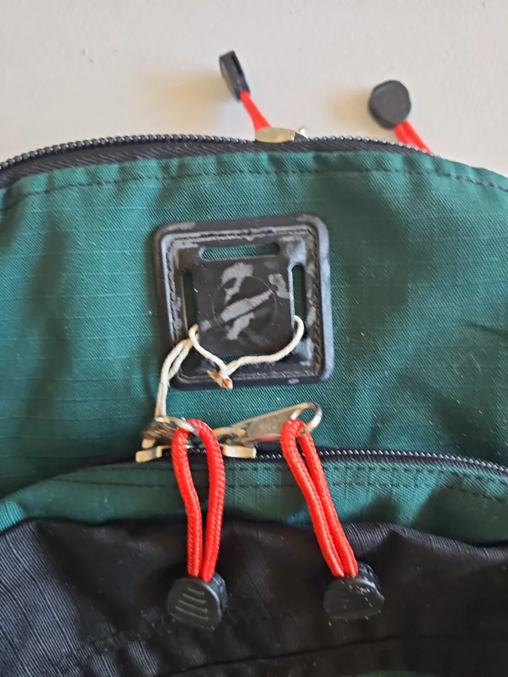 VTG REI Ski Day Pack Backpack Teal Green 2000s Lift Pass Window Side Pockets